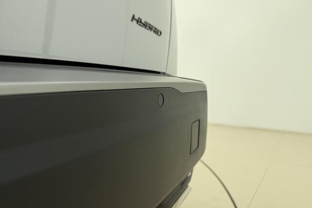 Peugeot 2008 1.2 Hybrid 145 Allure |Voorstoelen verwarmd| Camera | Climate & Cruise Control | AppleCarplay/Android Auto |