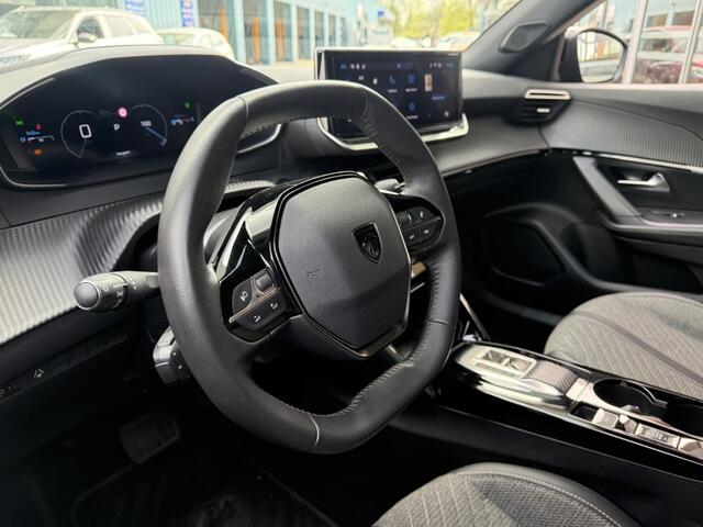 Peugeot 2008 1.2 PURETECH ALLUREPACK AUTOMAAT 130PK AIRCO NAVI CLIMA PDC-CAMERA I-TOGGLE.