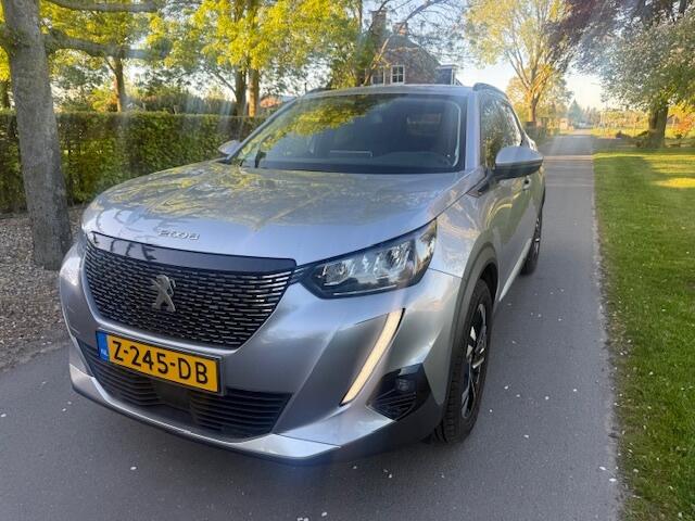 Peugeot 2008 1.2 PT Allure Pack