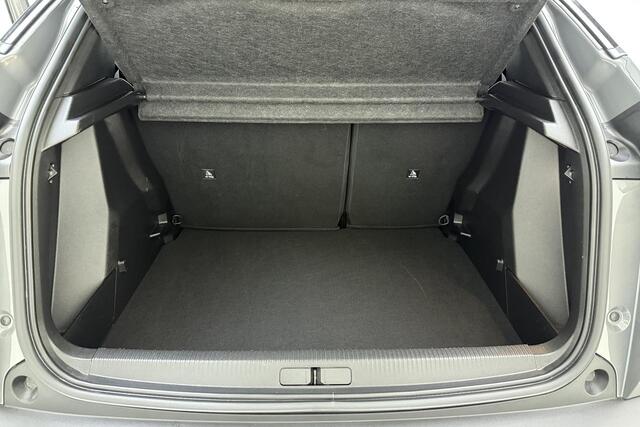 Peugeot 2008 1.2 Hybrid 145 Allure | Automaat | Parkeercamera Voor & Achter | Adaptieve Cruise Control | Stoelverwarming | Apple Carplay/Android Auto draadloos |