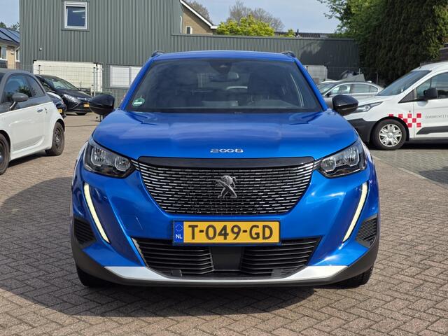 Peugeot 2008 1.2 PureTech Allure, navi, trekhaak, stoelverw.