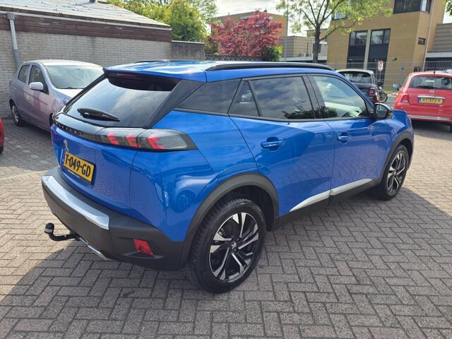 Peugeot 2008 1.2 PureTech Allure, navi, trekhaak, stoelverw.