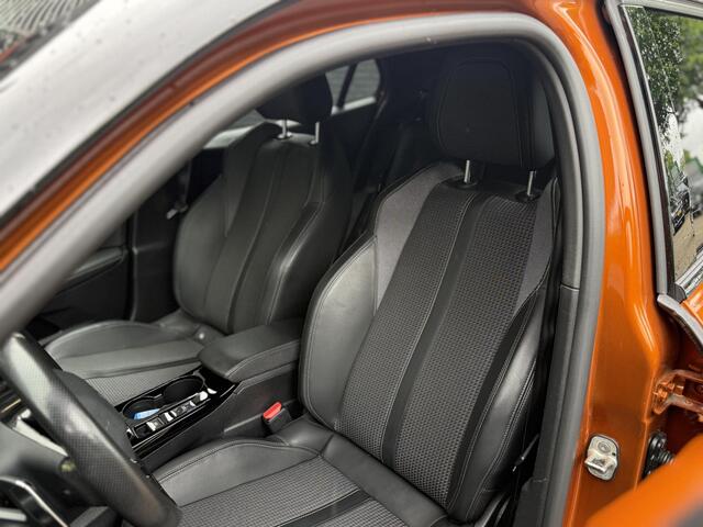 Peugeot 2008 1.2 PureTech GT l Focal HiFi l Blis l Camera l Navigatie l Stoelverwarming