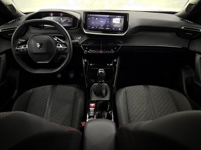 Peugeot 2008 1.2 PureTech 100 Allure 360 Camera, Navi, Stoelverwarming, Keyless start, Cruise control, Virtual desk, Half leder, 1 jaar garantie