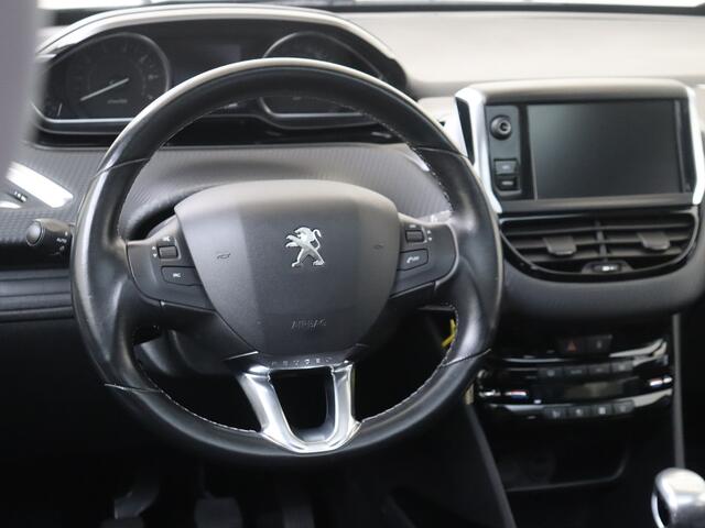 Peugeot 2008 1.2 PureTech Blue Lease Allure | Full Map Navigatie | Camera | Carplay | Climate Control | | TREKHAAK |