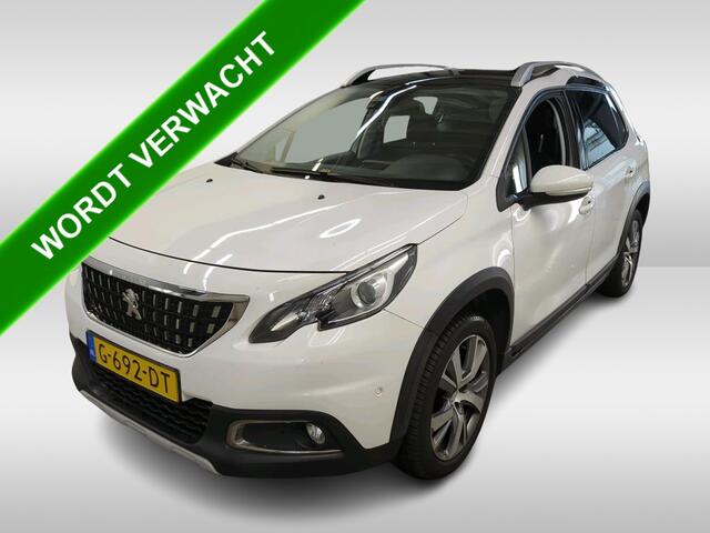 Peugeot 2008 1.5 BlueHDi Allure / Panoramadak / Trekhaak / Cruise-ctr. / lmv 17"/ Roofrail / Privacy Glass / Apk nieuw