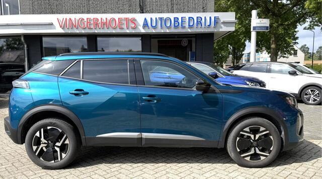 Peugeot 2008 Benzine 100 Pk * Draadloos Aple Carplay / Android Auto * Climate & Cruise Control * Parkeersensoren Voor en Achter * Vingerhoets; Vierde Generatie Eersteklas Service. Al meer dan 100 jaar een begrip in de Brabantse Kempen