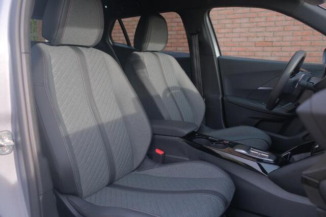 Peugeot 2008 1.2 Hybrid 145pk e-DCS6 Allure | Navi | App Connect | Adaptive Cruise | Camera | Blind Spot | PDC