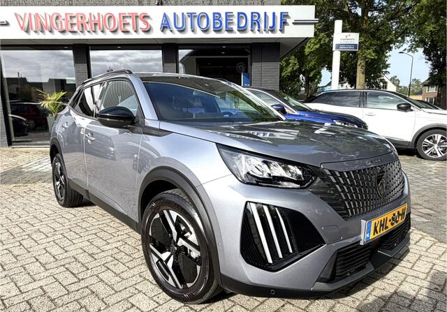 Peugeot 2008 100 Pk Benzine * Hele Luxe Allure * Navigatie * Voor- en Achter Parkeer Camera en Sensoren * L.M. Velgen * Dodehoekbewaking * Keyless Start & Entry * Draadloos Apple Carplay /* Android Auto * Vingerhoets; Vierde Generatie Eersteklas Service. Al meer dan 1