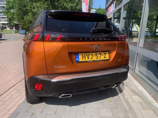 Peugeot 2008 1.2 PureTech GT, automaat.