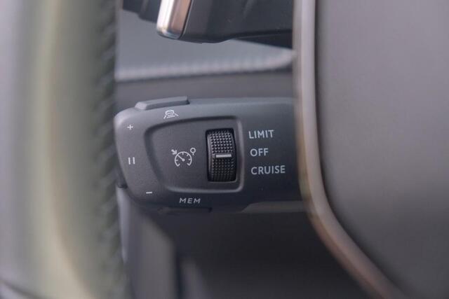 Peugeot 2008 1.2 Hybrid 145pk e-DCS6 Allure | Navi | App Connect | Adaptive Cruise | Camera | Blind Spot | PDC