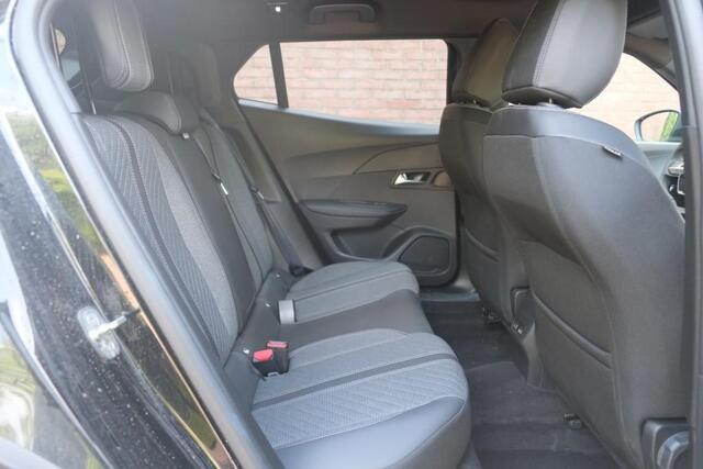Peugeot 2008 1.2 Hybrid 145pk e-DCS6 Allure | Navi | App Connect | Climate | Cruise | Keyless | PDC