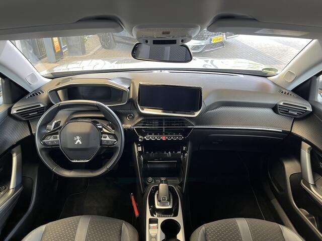 Peugeot 2008 1.2 PureTech Allure | Cruise Control | Carplay | Camera