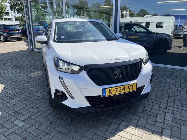 Peugeot 2008 1.2 PureTech Blue Lease Active / Trekhaak / Carplay / Cruise