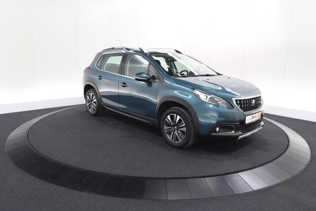 Peugeot 2008 PureTech 110 Allure | UNIEKE KLEUR! | Trekhaak | Camera | Apple Carplay | Parkeersensoren