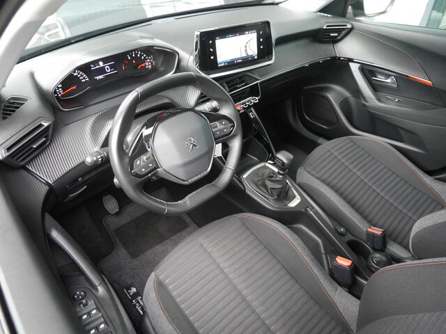 Peugeot 2008 1.2 PureTech Active | Lage km.stand | Navigatiesysteem | Android auto/Apple carplay | Airco | Trekhaak | Parkeersensoren achter