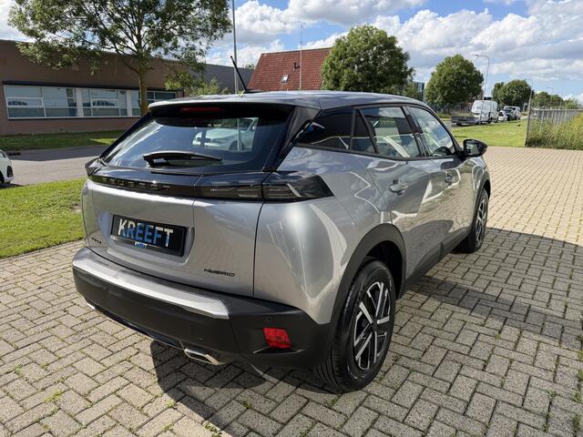 Peugeot 2008 1.2 Hybrid 145 Style Apple Carplay | Climate