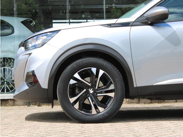 Peugeot 2008 1.2T 100 Allure | Camera/Navi/Climate