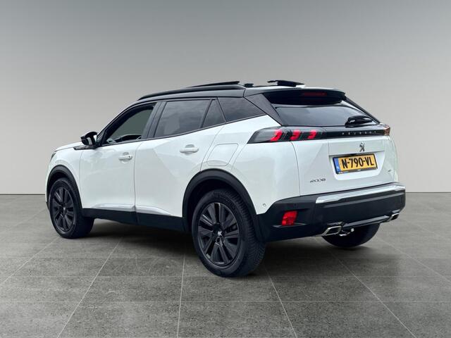 Peugeot 2008 GT Pack 1.2 Turbo 130pk EAT8 | SCHUIF/KANTELDAK | DODEHOEKBEW. | ALCANTARA/LEDER | KEYLESS ENTRY | CAMERA | NAVI | ADAPTIVE CRUISE | 18" LM 'EVISSA' |