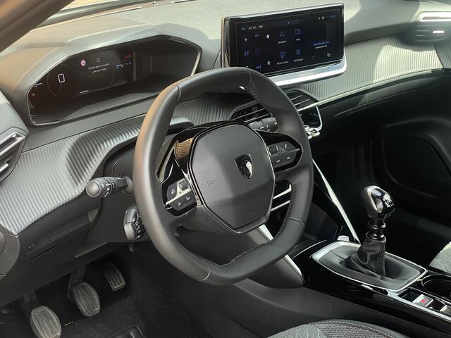 Peugeot 2008 1.2 PureTech 100 Allure Navi / Camera / Clima