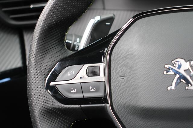 Peugeot 2008 1.2 PureTech GT Panoramadak