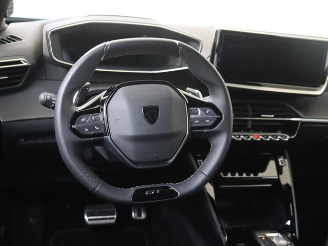 Peugeot 2008 1.2 Hybrid 145 GT Stoere uitvoering!