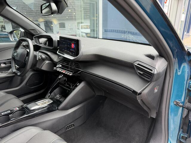 Peugeot 2008 1.2 Hybrid 145 GT | Achteruitrijcamera | Navigatie via Telefoon | Keyless Entry | Full LED Verlichting | Zwart Dak | Cruise Control | Climate Control | Hoge Zitpositie.|