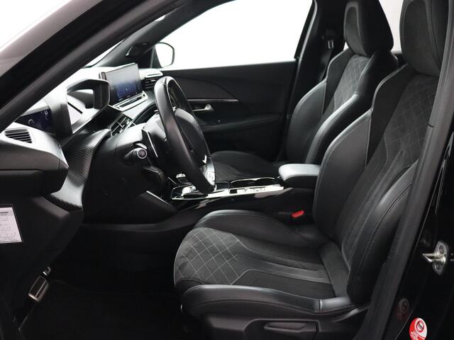 Peugeot 2008 1.2 PureTech GT 156PK! | Trekhaak | Camera | Navigatie | ACC!