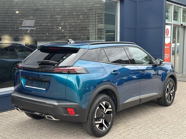 Peugeot 2008 1.2 Hybrid 145 PK Allure | Automaat Hybride | BOUWJAAR 2026 DEMO MET ¤6.000 VOORDEEL | 360 Graden Camera | Dode Hoek Detectie | Parkeersensoren V+A | Hoge Zitpositie | Climate Control | Stoelverwarming | Navigatie via Telefoon | Dakrails | Cruise Control 