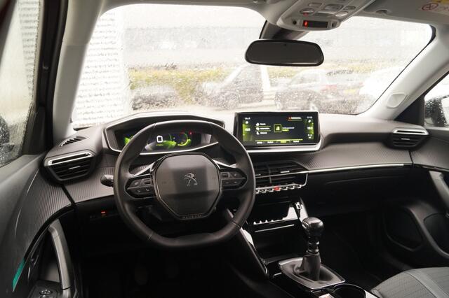 Peugeot 2008 1.2 PureTech 130pk Allure Pack -NAVI-TREKHAAK-ECC-PDC-