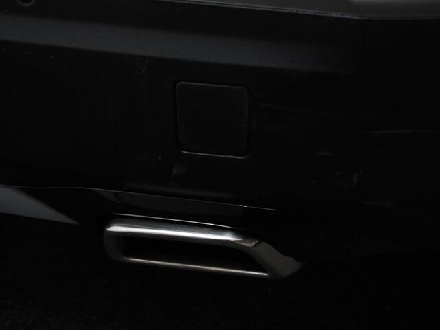 Peugeot 2008 1.2 Allure 136pk Hybrid Automaat Camera 360 Climate control Cruise control Adaptive Stoelverwarming Parkeersensoren Navigatie Apple Carplay/ Android Auto Lichtmetalen velgen Led