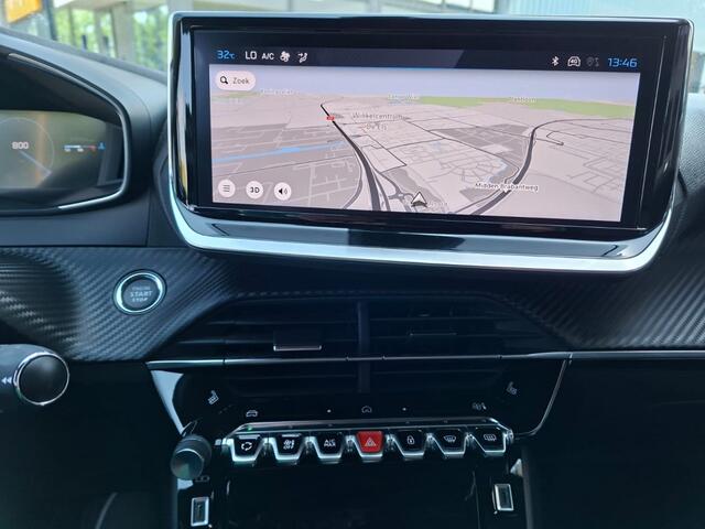 Peugeot 2008 1.2 PURETECH ALLUREPACK AUTOMAAT 130PK AIRCO NAVI CLIMA PDC-CAMERA
