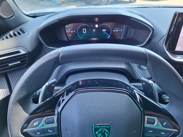 Peugeot 2008 1.2 PURETECH ALLUREPACK AUTOMAAT 130PK AIRCO NAVI CLIMA PDC-CAMERA