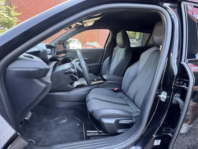 Peugeot 2008 1.2 PureTech GT 155PK!!! // NAVI // CAMERA // CRUISE // LED KOPLAMPEN // DAB RADIO // APPLE CARPLAY - ANDROID AUTO // VIRTUAL COCKPIT //