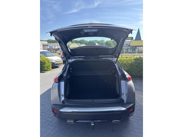 Peugeot 2008 PureTech 100 Allure |Navigatie|CarPlay|