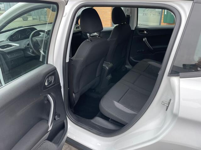 Peugeot 2008 1.2 PureTech Active NIEUWE RIEM !
