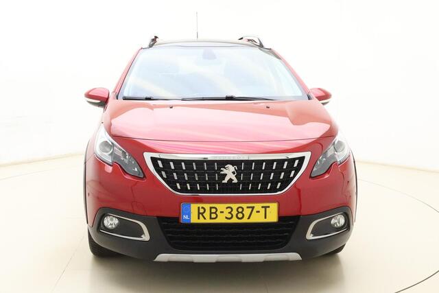 Peugeot 2008 1.2 PureTech Allure | Cruise contol | Automaat | Climate control | Lichtmetalen velgen 16'' | Parkeersensoren voor + achter |