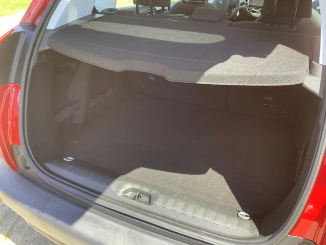 Peugeot 2008 1.2 PURET. BLUE LION