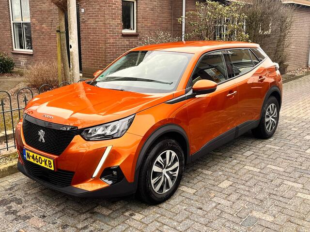 Peugeot 2008 1.2 PureTech Blue Lease Active Airco-Ecc/Navigatie/Led/Trekhaak/Camera/Riem vervangen