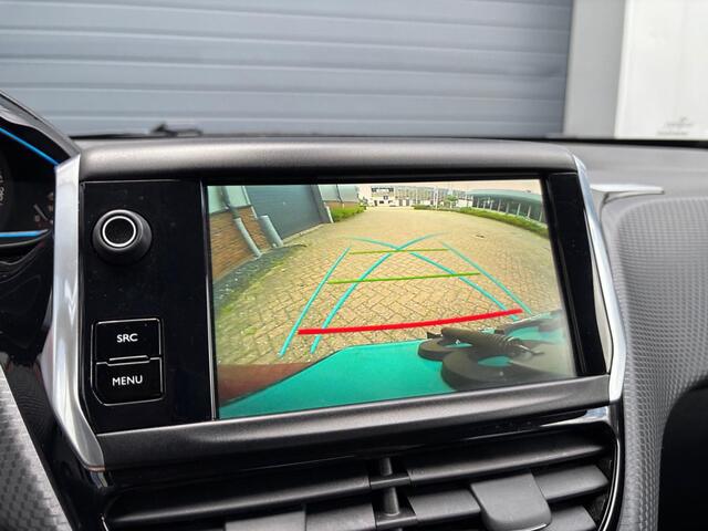 Peugeot 2008 1.2 PureTech Allure ? Navi ? CarPlay ? Camera