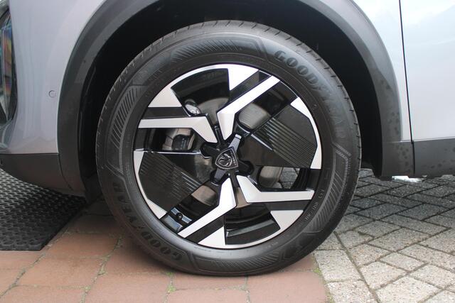 Peugeot 2008 1.2 Hybrid 145PK AUTOMAAT GT PACK | ELEKTRISCH BEDIENBARE BESTUURDERSSTOEL | NAVIGATIE | FULL LED KOPLAMPEN | DRAADLOZE APPLE CARPLAY/ANDROID AUTO | ADAPTIVE CRUISE CONTROL | CAMERA VOOR + ACHTER | CLIMATE CONTROL | LICHTMETALEN VELGEN 17" | KEYLESS ENTRY