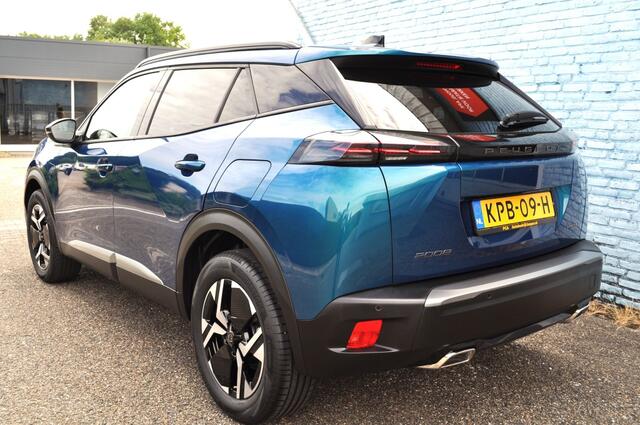 Peugeot 2008 1.2 Hyb 145 Allure pdc v+a carplay crc