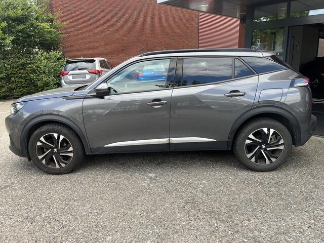 Peugeot 2008 1.2 PureTech Allure // LED // HALF LEDER // 3D COCKPIT // CAMERA+SENSOREN // NAVI+CARPLAY //