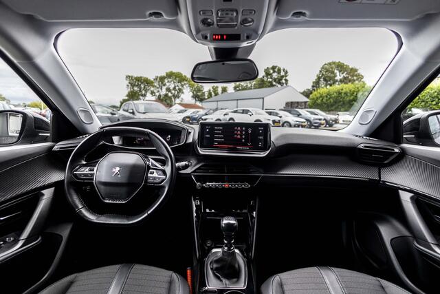 Peugeot 2008 1.2 PureTech Allure Pack | Camera | Trekhaak | LED