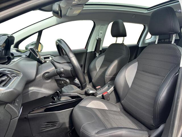 Peugeot 2008 Allure 1.2 Turbo 110pk EAT6 | PANODAK | TREKHAAK | STOELVERW. | CAMERA | NAVI | CLIMA | GRIPCONTROL | LM-VELGEN |