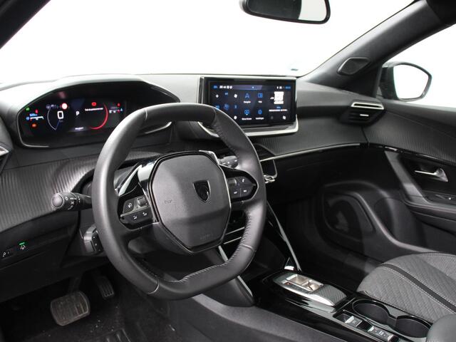 Peugeot 2008 1.2 Allure 136pk Hybrid Automaat Camera 360 Climate control Cruise control Adaptive Stoelverwarming Parkeersensoren Navigatie Apple Carplay/ Android Auto Lichtmetalen velgen Led