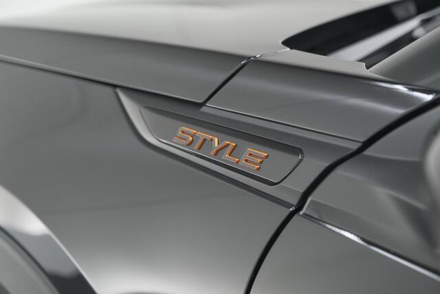 Peugeot 2008 1.2 Hybrid 136 Style | Apple Carplay | Parkeersensoren | Climate Control