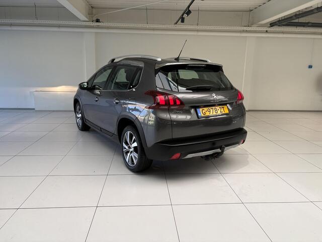 Peugeot 2008 1.2 PureTech Blue Lease Allure | Limited | Climate Control | Navigatie | Half-Leder | Trekhaak |