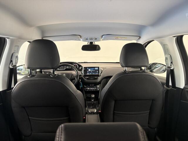 Peugeot 2008 1.2 PureTech Blue Lease Allure | Limited | Climate Control | Navigatie | Half-Leder | Trekhaak |