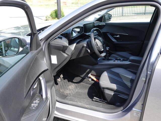 Peugeot 2008 1.2 PureTech 100PK Allure CARPLAY | CAMERA | LMV | CRUISE | DB-RIEM VV